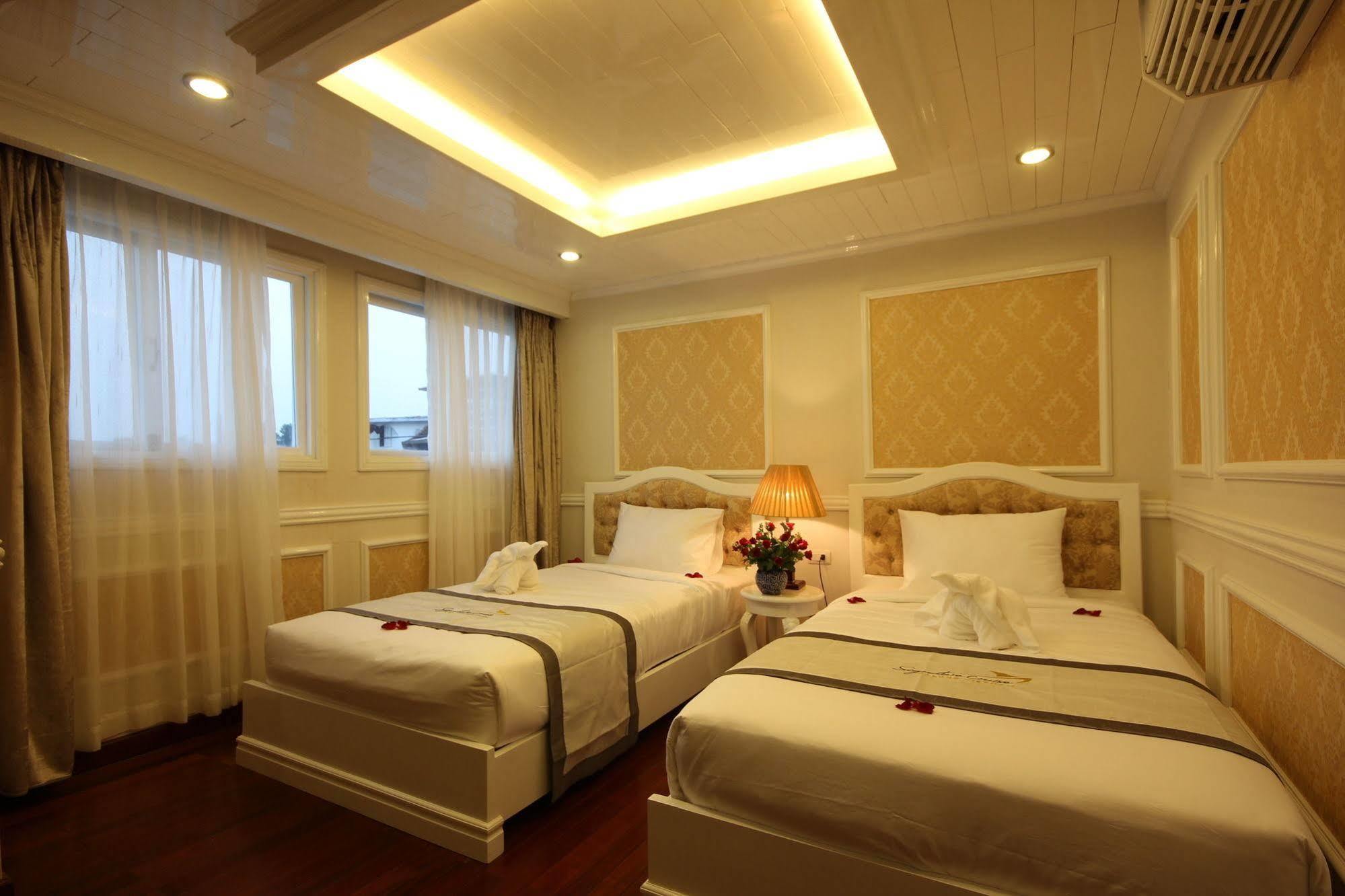 Signature Halong Cruise Ха Лонг Екстериор снимка